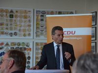 "Wir brauchen auch das Handwerk."